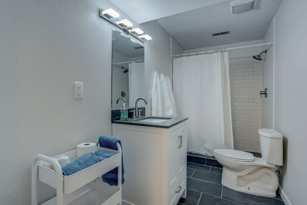 Bright & Cozy Studio Apartment In Colorado Springs Eksteriør bilde