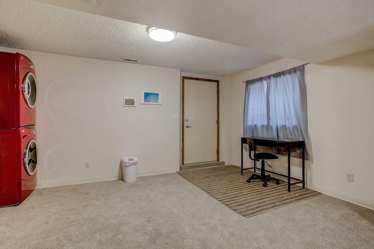 Bright & Cozy Studio Apartment In Colorado Springs Eksteriør bilde