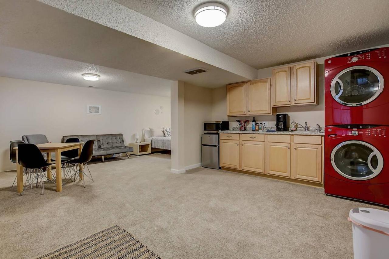 Bright & Cozy Studio Apartment In Colorado Springs Eksteriør bilde
